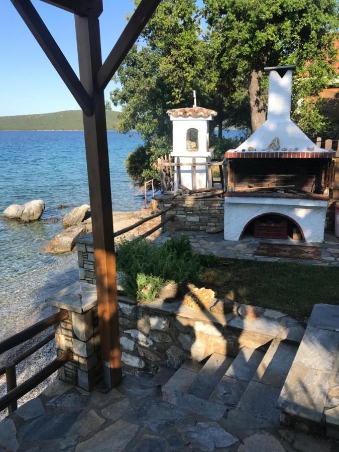 Villas Nies Seaside Appartments Sourpi Екстер'єр фото