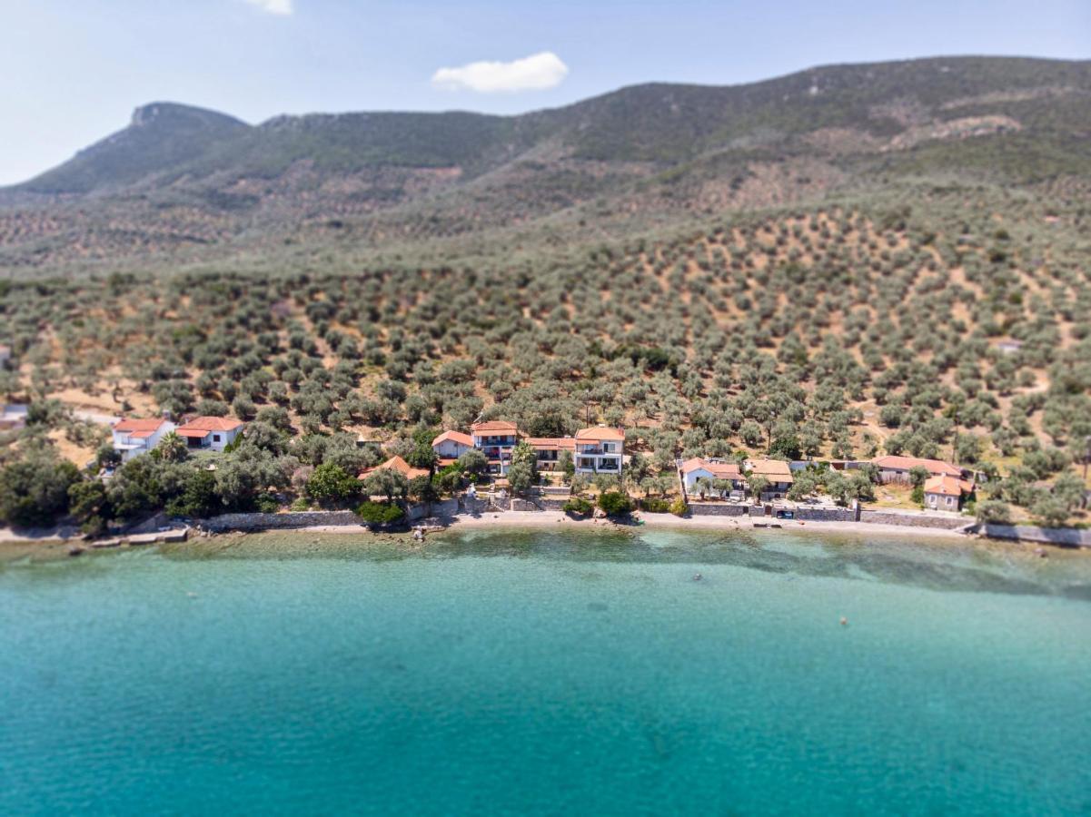 Villas Nies Seaside Appartments Sourpi Екстер'єр фото