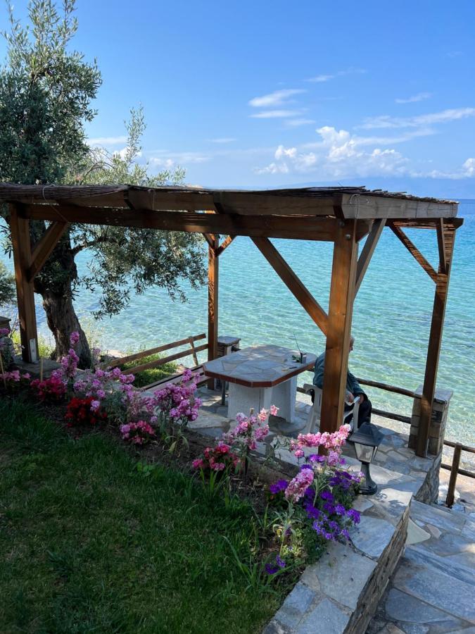 Villas Nies Seaside Appartments Sourpi Екстер'єр фото